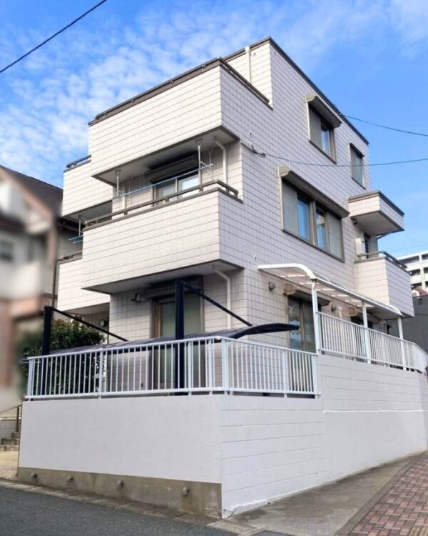 外壁の塗り替え時期を過ぎていませんか？